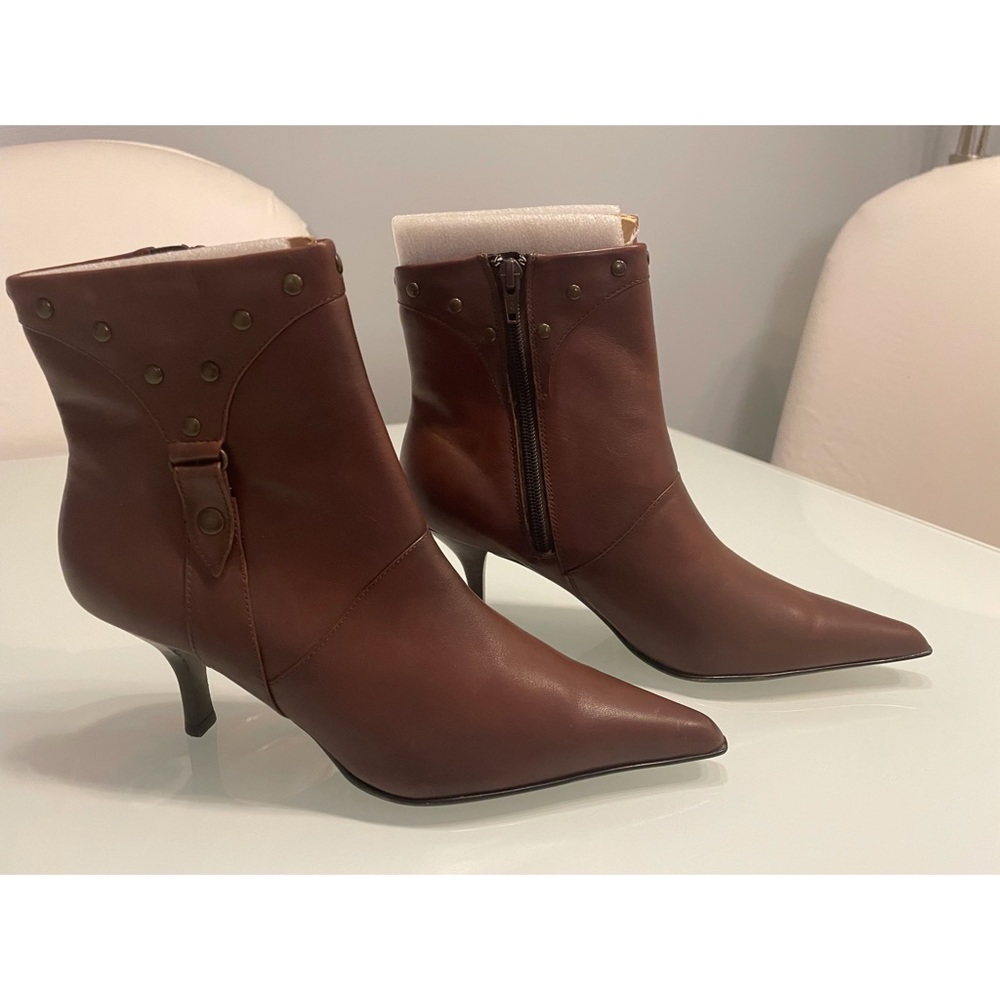SALE‼️NEW Nine West Brown Booties size 7